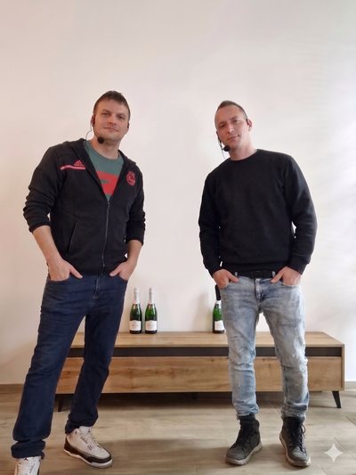 The two brothers behind QuizBrothers